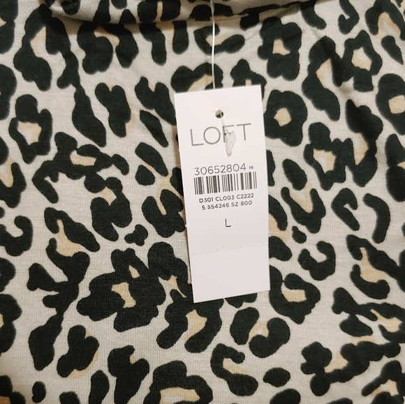 Loft Modern Turtleneck Polka Dot Cat Animal Print - Picture 4 of 4